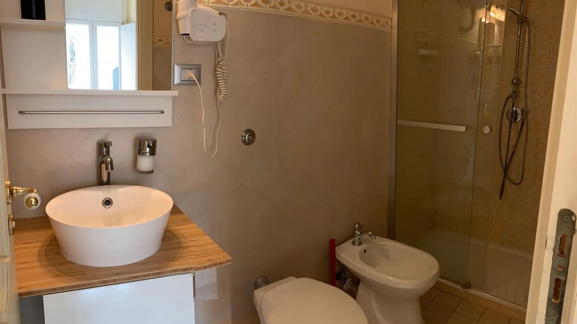 *** Affittacamere Bnb Napoli Italia